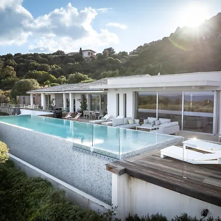 Azaitu Bed & Breakfast